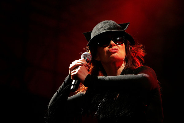 FILE: Former Divinyls Singer Chrissy Amphlett Dies Aged 53